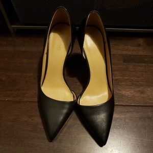 Mk black pumps